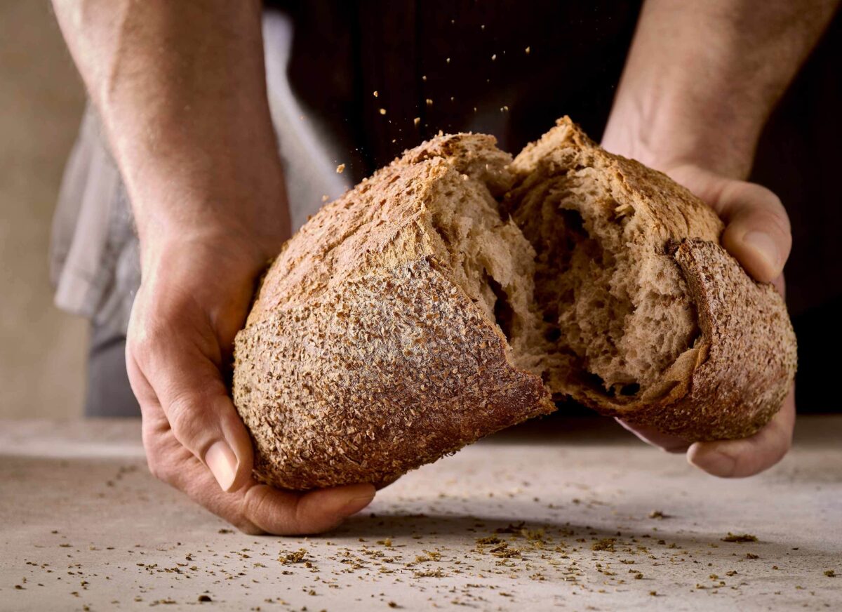 LL 002 104689 wholemeal