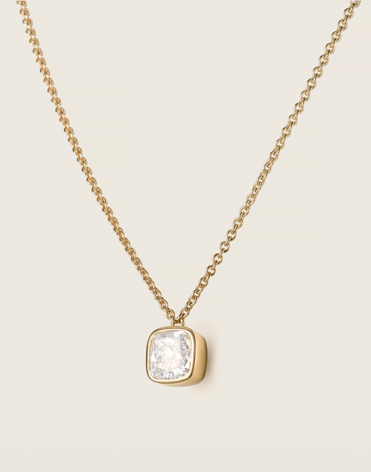 Mayella productshot 111514 A facet